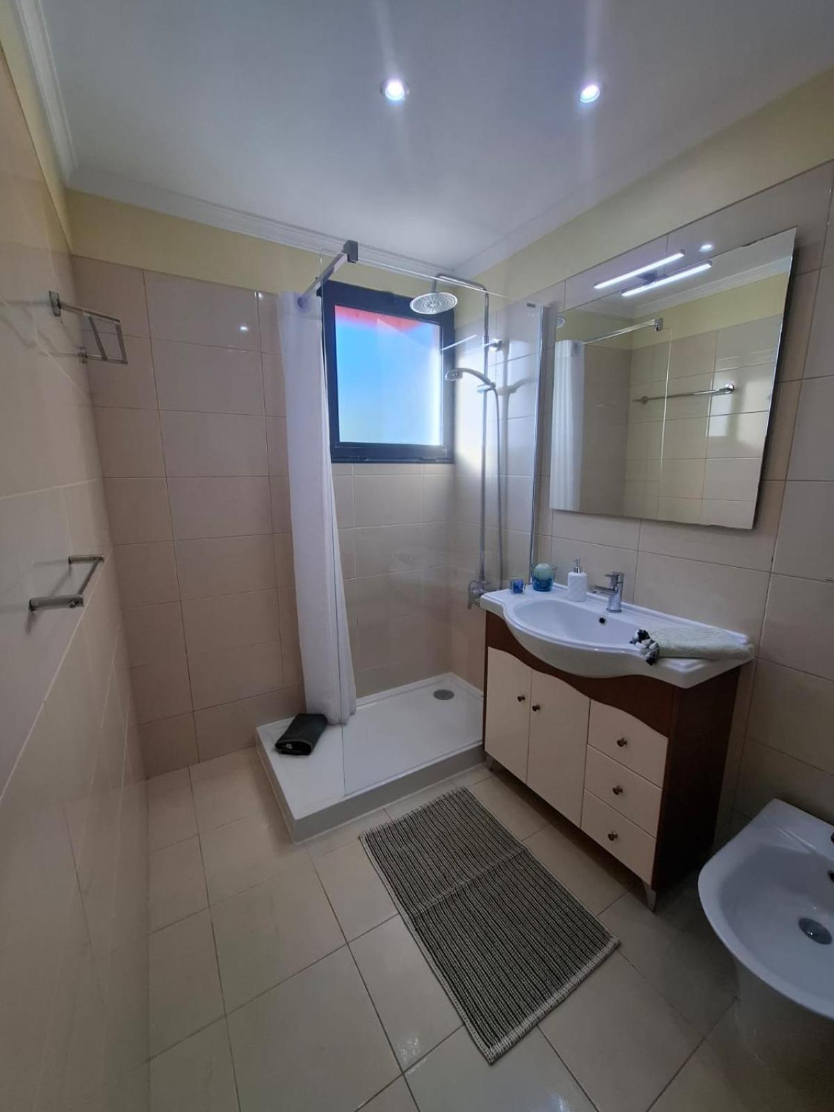 Cozy And Bright Apartment Машику Экстерьер фото